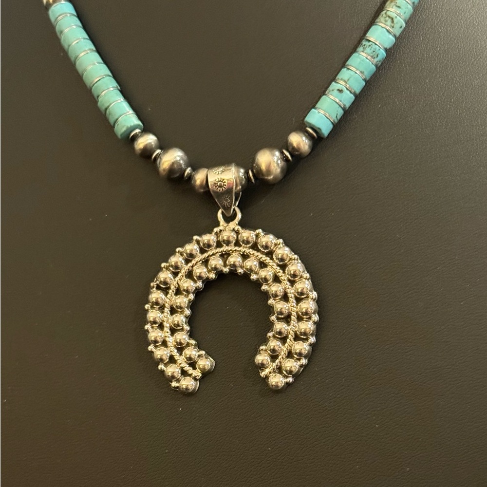 Sterling Silver Navajo Pearls Turquoise Naja Squash Blossom Pendant Necklace - Picture 4 of 5